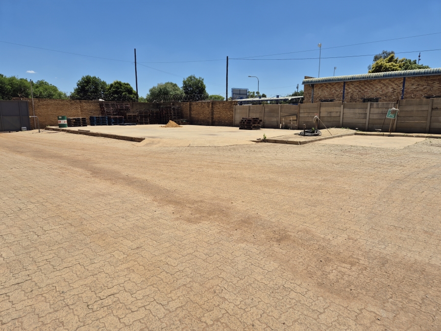 Commercial Property for Sale in Klerksdorp Industrial North West
